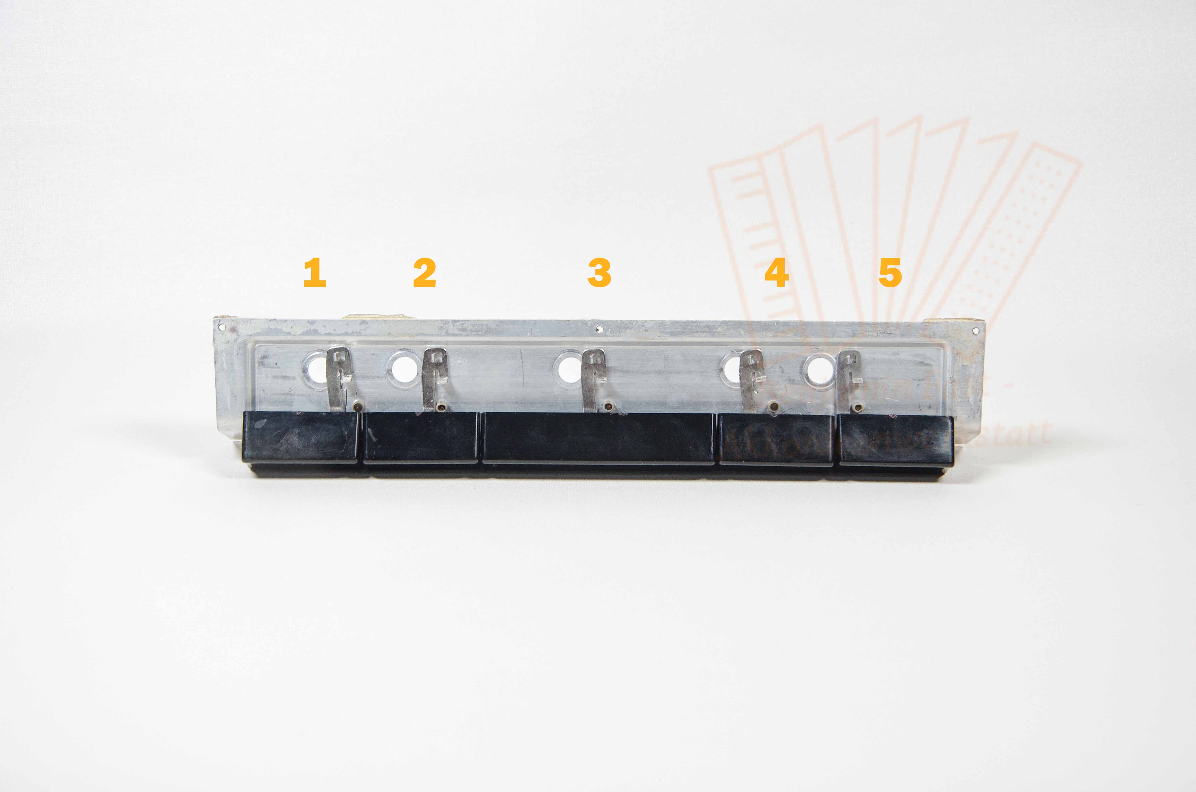 Registerdrücker Bass schwarz einzeln, gebraucht Position 5