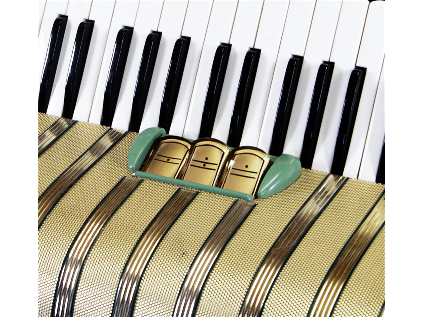 Akkordeon Hohner Marchesa MT 41/120/II/2/2 gebraucht Akkordeon Hohner Marchesa MT 41/120/II/2/2 gebraucht