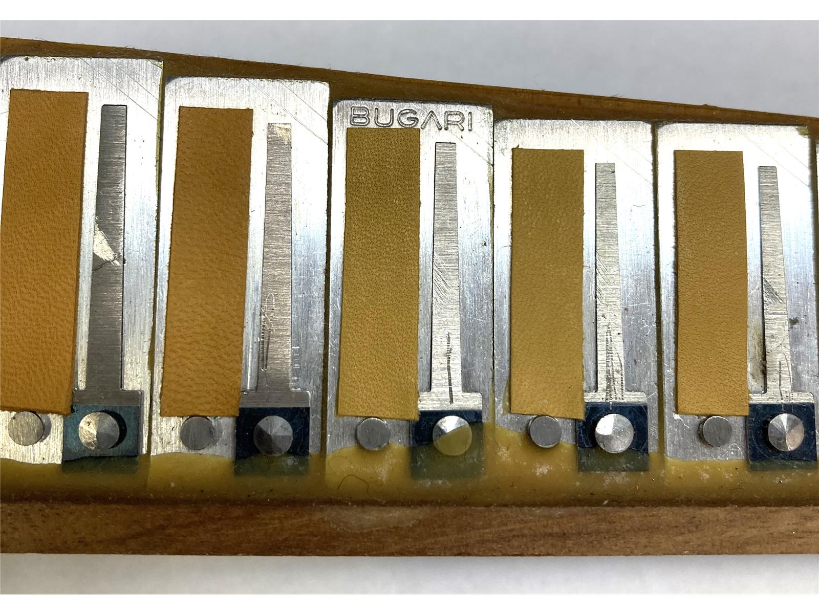 Stimmplatte Hohner Morino (Bugari), gebraucht Stimmplatte Hohner Morino (Bugari), gebraucht