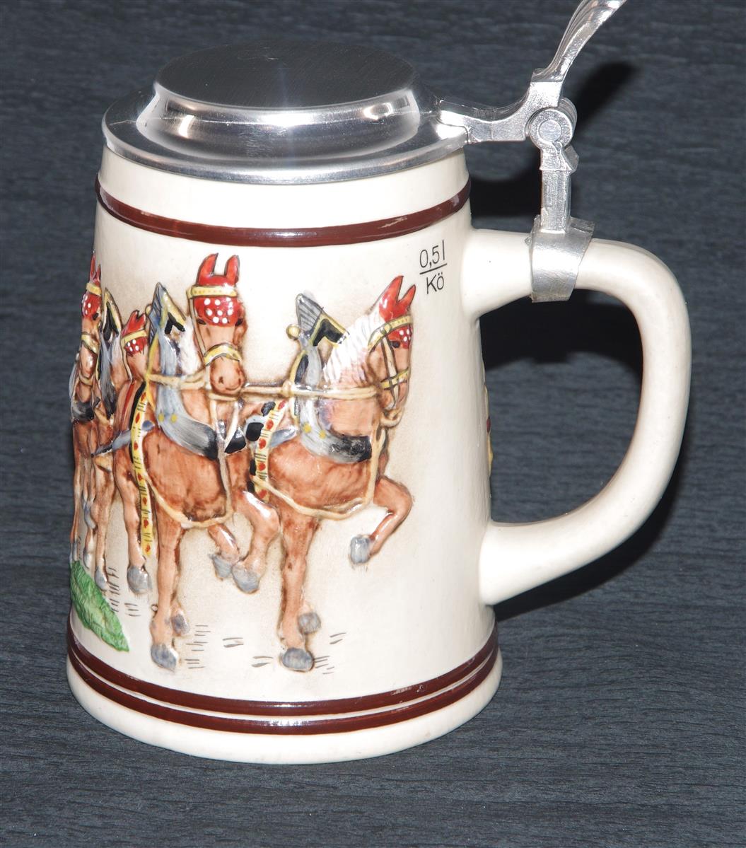 Bierkrug Pferdegespann Porzellan Zinndeckel Kössinger