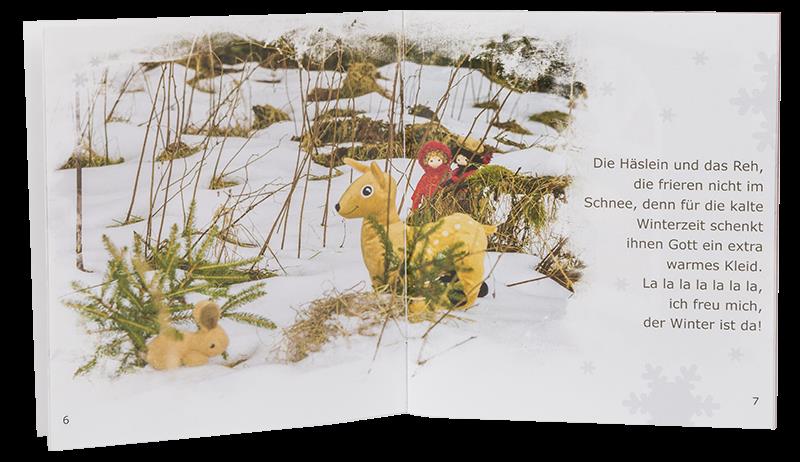 Hört unser Winterlied, singt alle fröhlich mit! Hört unser Winterlied, singt alle fröhlich mit!