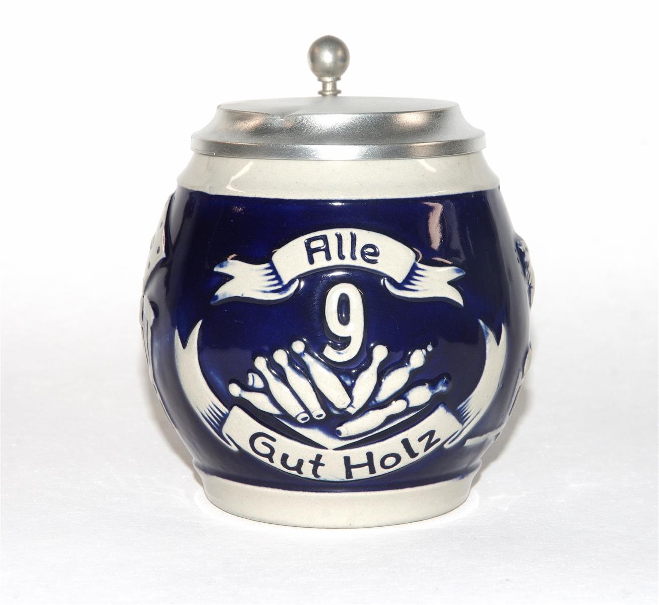Bierkrug Kegeln Porzellan Zinndeckel blau