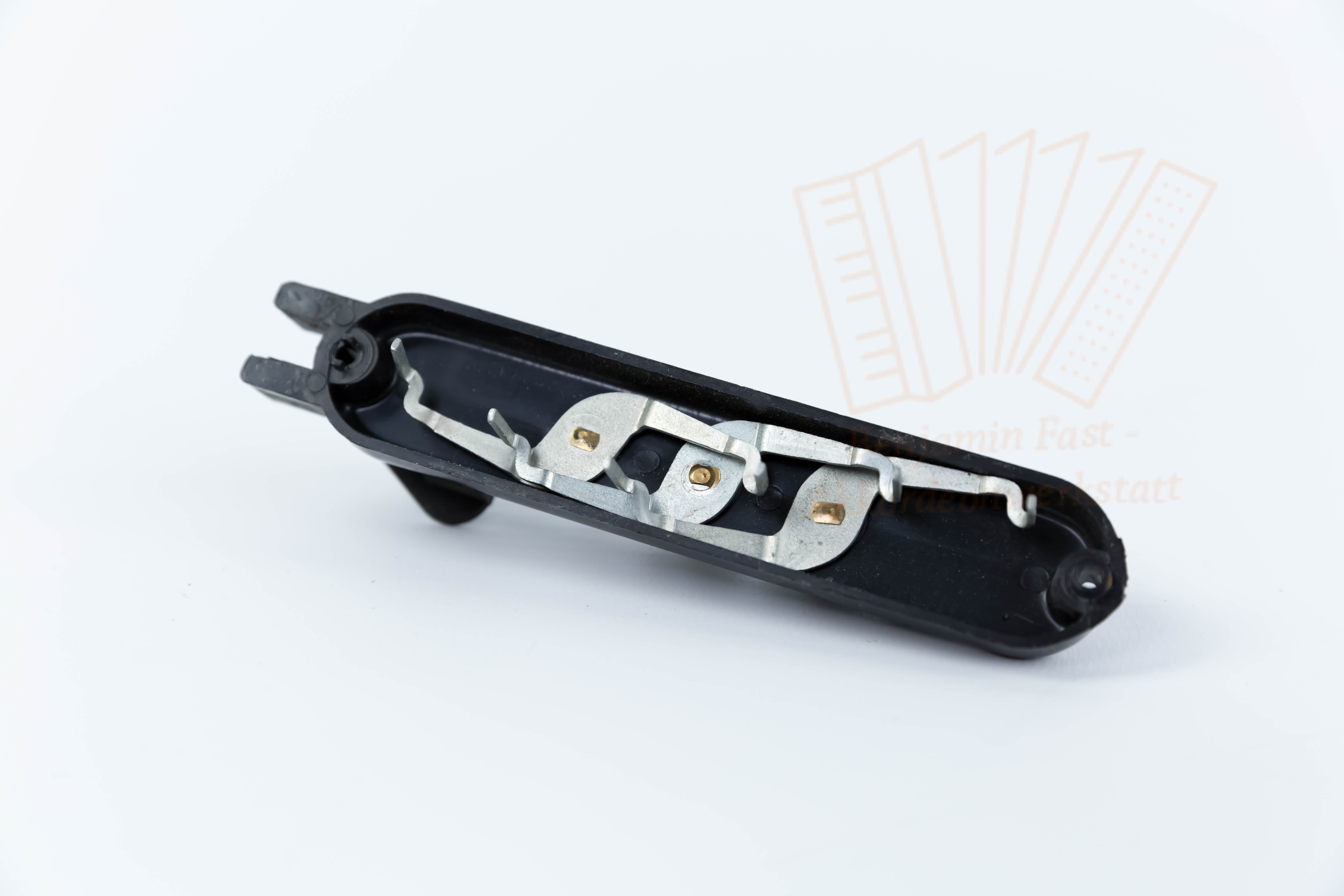 Steuerkasten Weltmeister Akkordeon 3-chörig - gebraucht Steuerkasten Weltmeister Akkordeon 3-chörig - gebraucht