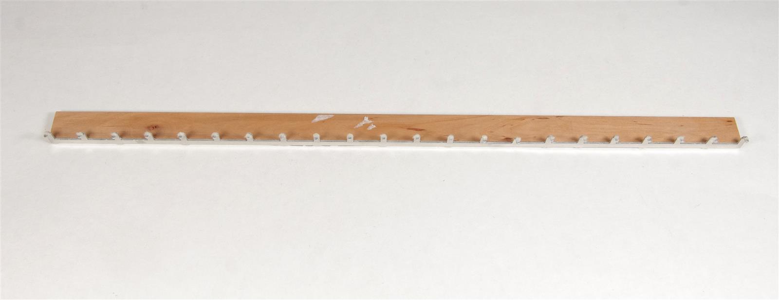 Tastenführung Hohner Lucia, gebraucht schwarze Tasten Tastenführung Hohner Lucia, gebraucht schwarze Tasten