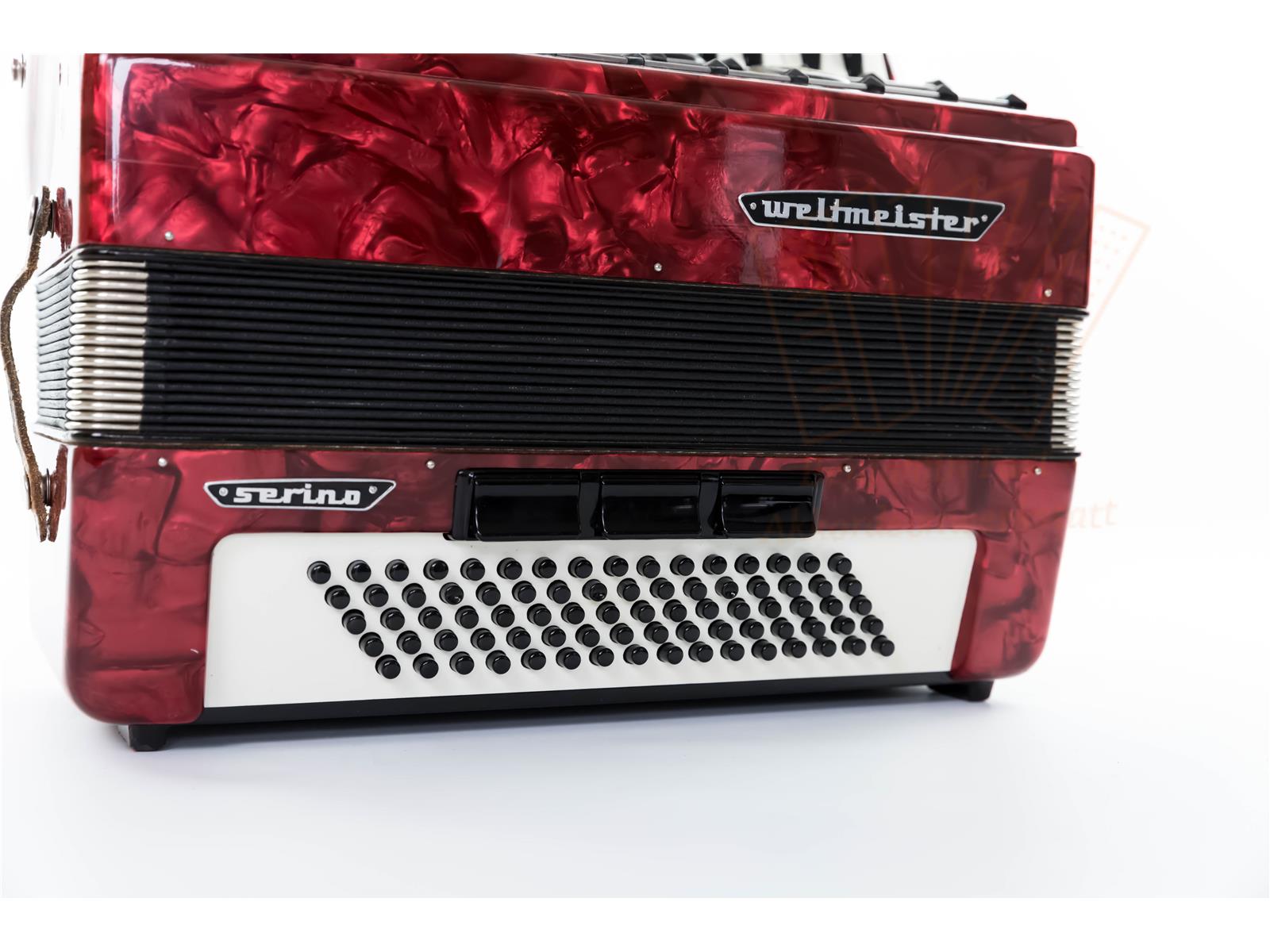 Akkordeon Weltmeister Serino 34/80/III rot gebraucht Akkordeon Weltmeister Serino 34/80/III rot gebraucht