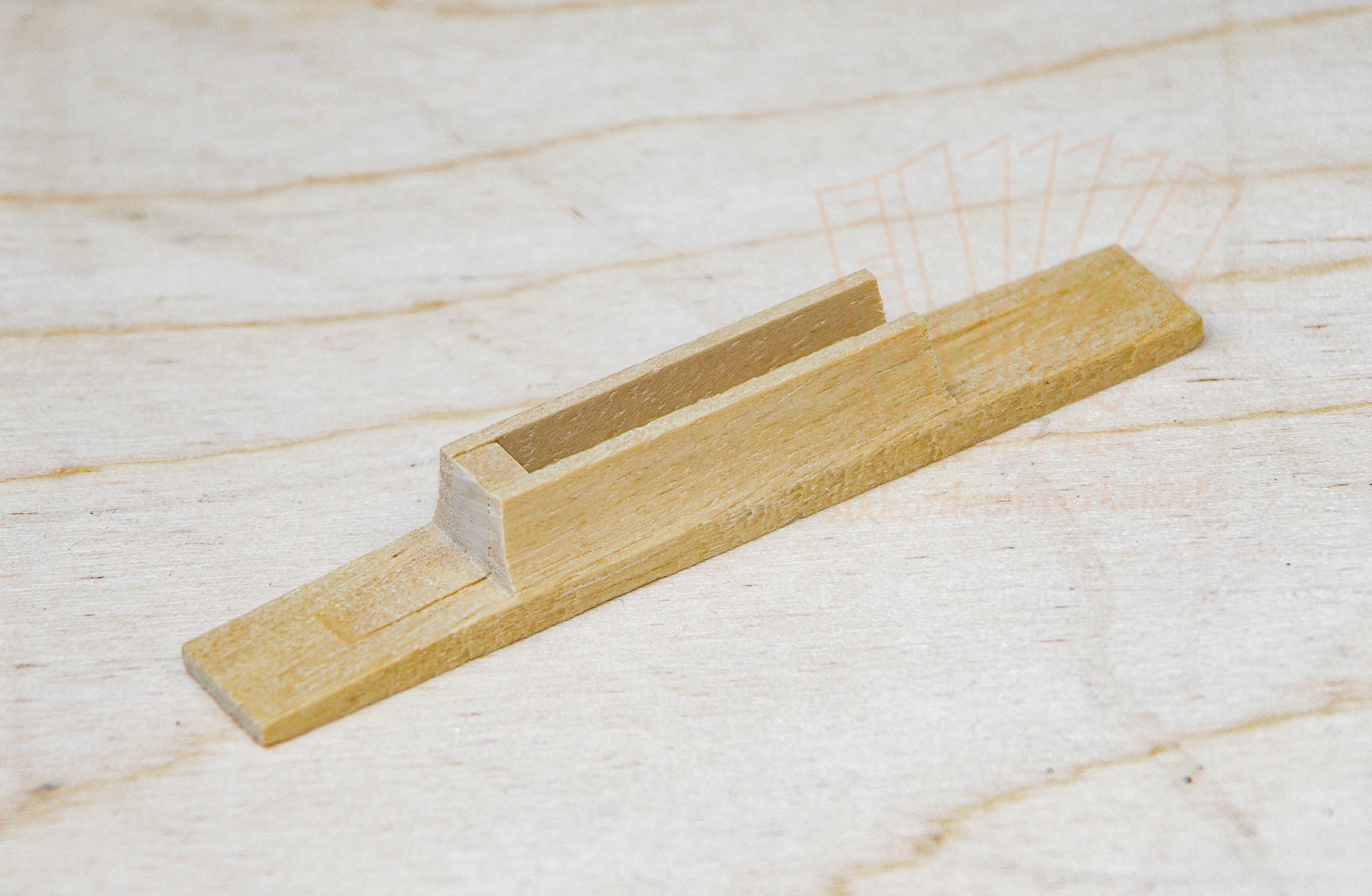 Klappe aus Holz 5-chörig Klappe aus Holz 5-chörig