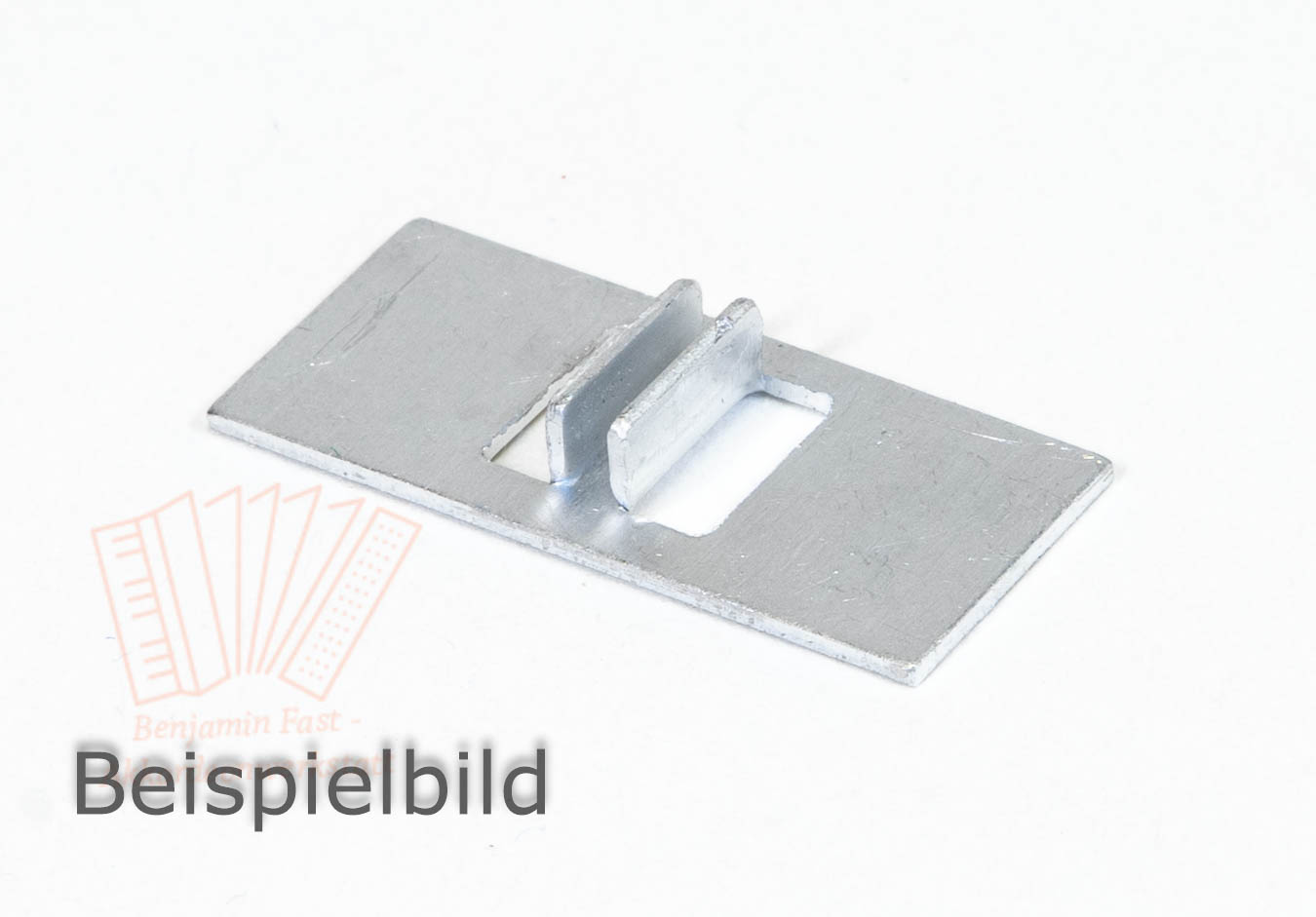 Klappe Metall 34x15 quer