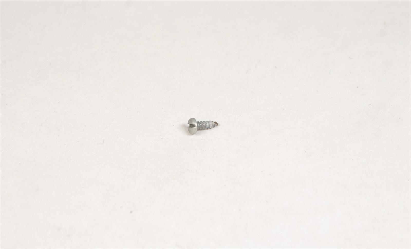 Schraube 2x8 Flachrund Schlitz grob, gebraucht Schraube 2x8 Flachrund Schlitz grob, gebraucht