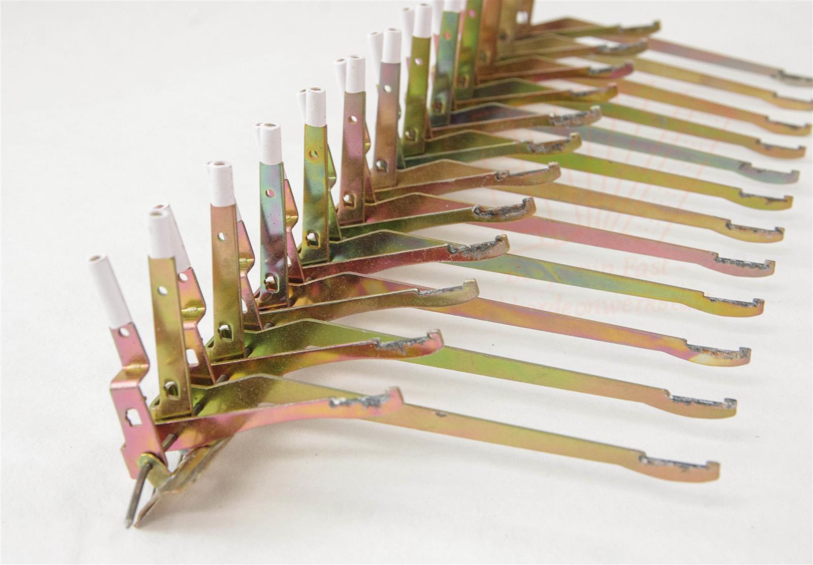 Klappenträger Bass Hohner Arietta, Concerto,... gebraucht verzinkt Klappenträger Bass Hohner Arietta, Concerto,... gebraucht verzinkt