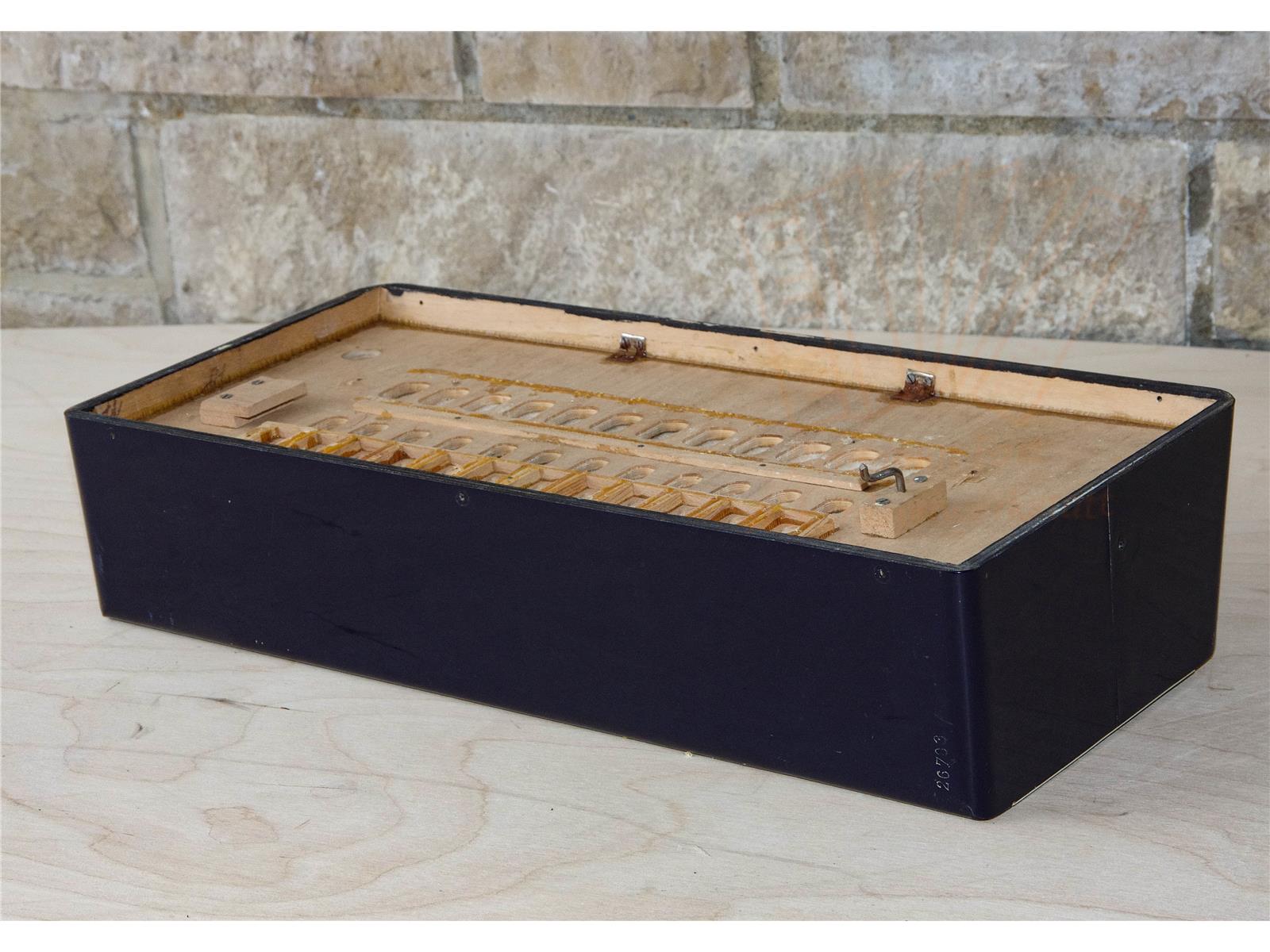 Bassgehäuse Akkordeon Saltarella - gebraucht Bassgehäuse Akkordeon Saltarella - gebraucht