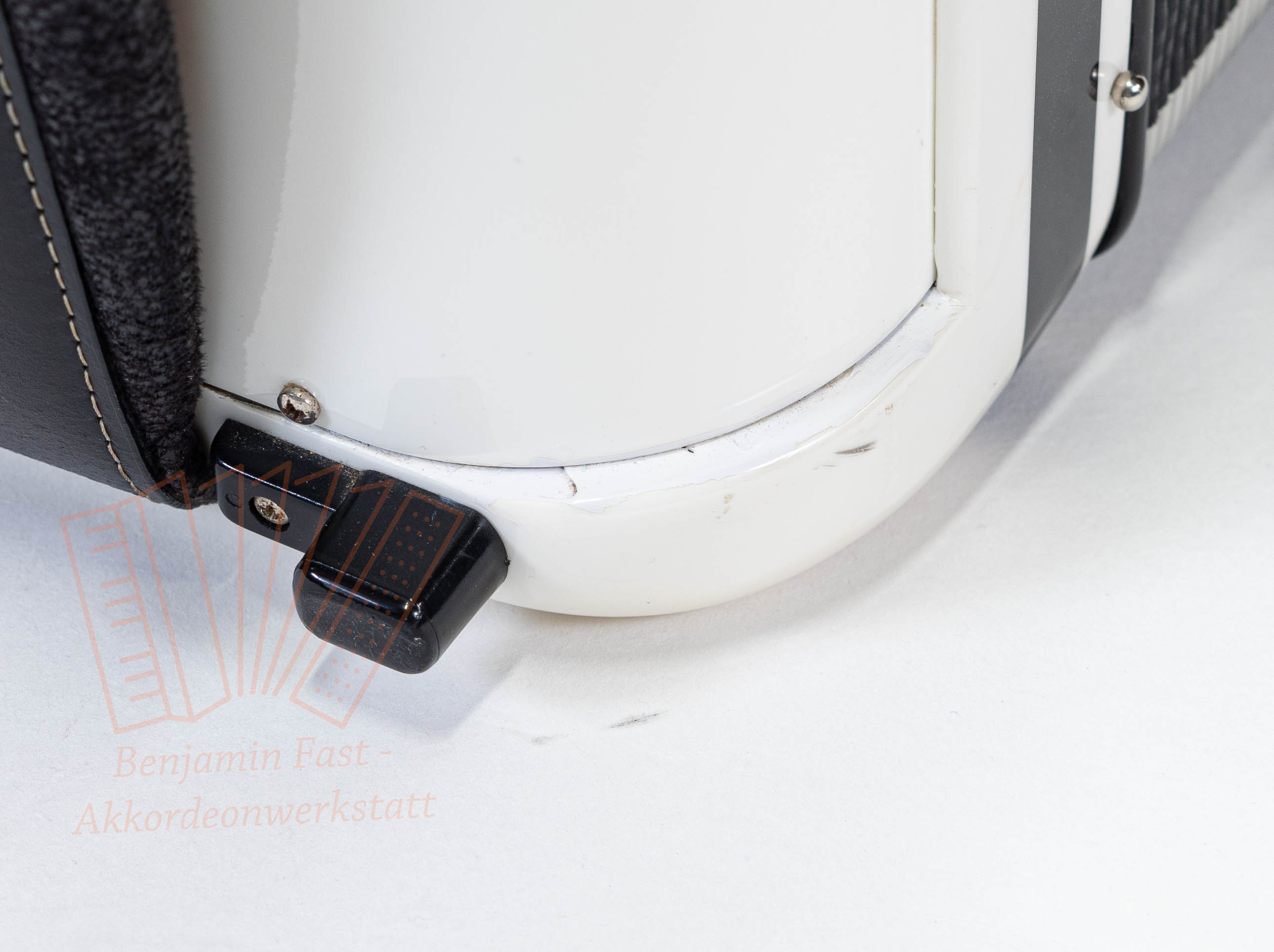 Akkordeon Rutar Simfonija 5R 41/120/V/13 gebraucht Akkordeon Rutar Simfonija 5R 41/120/V/13 gebraucht