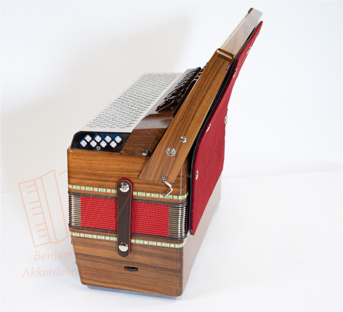 Akkordeon Weltmeister Monte 37 Helikon gebraucht Akkordeon Weltmeister Monte 37 Helikon gebraucht